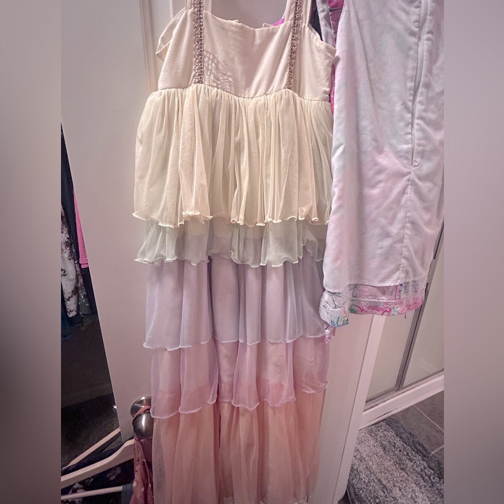 Wildling WDW SIZE 8 DUCHESS IN RAINBOW WHISPER